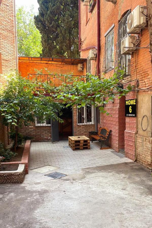 Home 6 Tbilisi Bagian luar foto